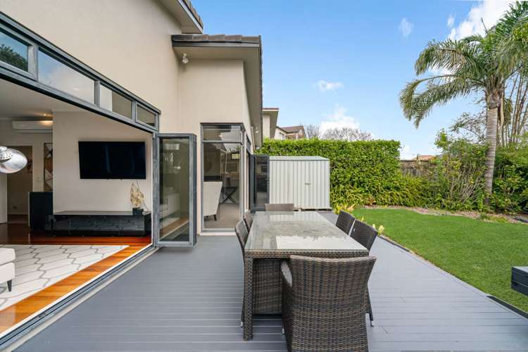 9 Brooke Ridge Rise East Tamaki Heights_16