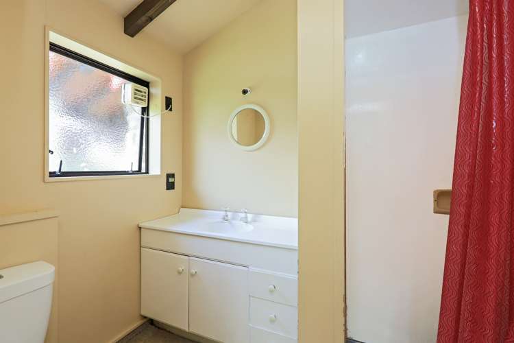 6 Palmer Place Parkvale_11