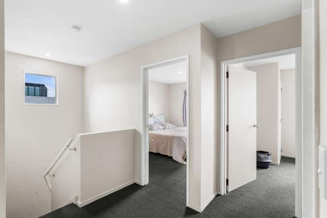 2/340 Lincoln Road Addington_3