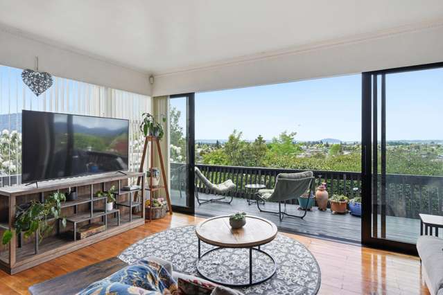 6 Westbourne Avenue Pomare_1