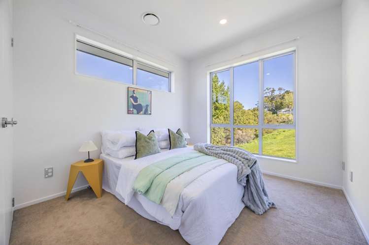 2 Myra G Place Stanmore Bay_10