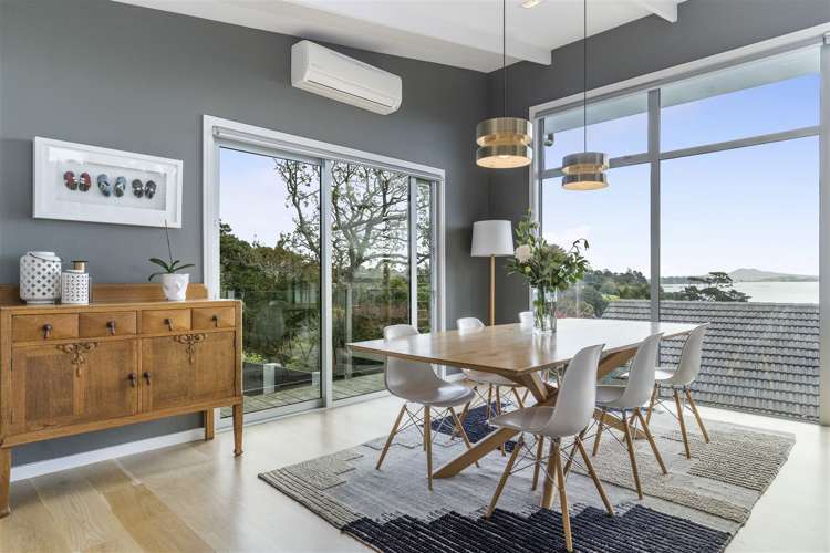 6 Pleasant Place Mellons Bay_24