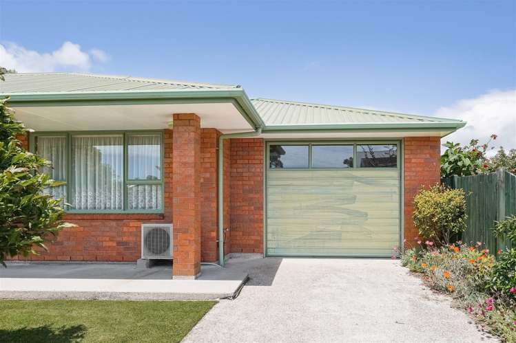 34 Henley Street Westport_13