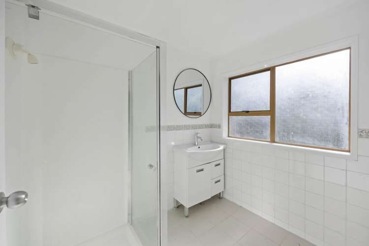 36 Zita Maria Drive Massey_6