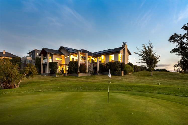 15 Pine Hill Rise Fairhall_33