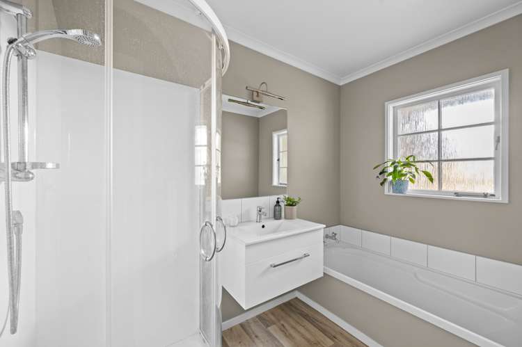 13 Upham Crescent Taradale_9