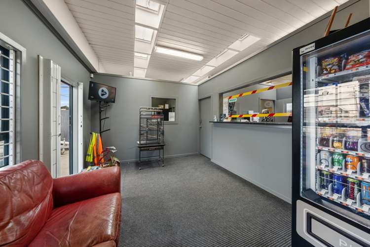 3/5 Rabone Street Henderson_3