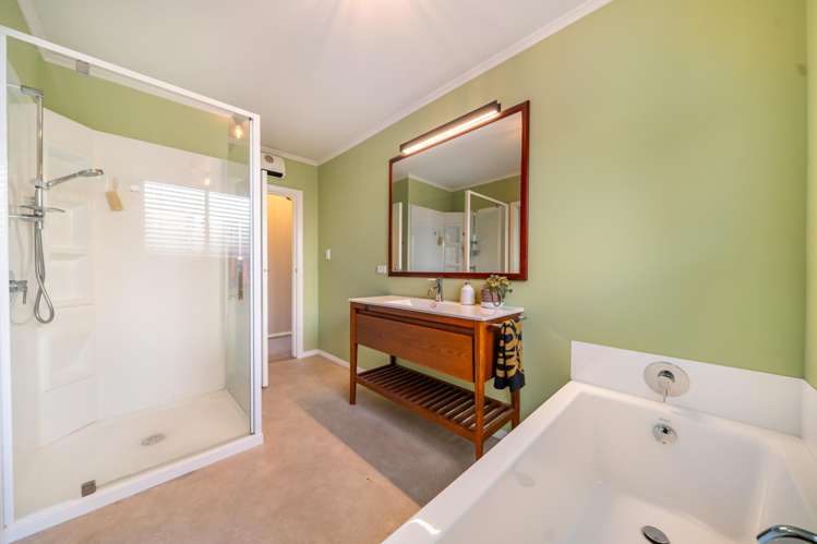 6 Cruickshank Road Clouston Park_15