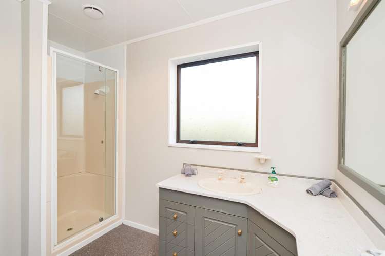 77 Main Street Otautau_11