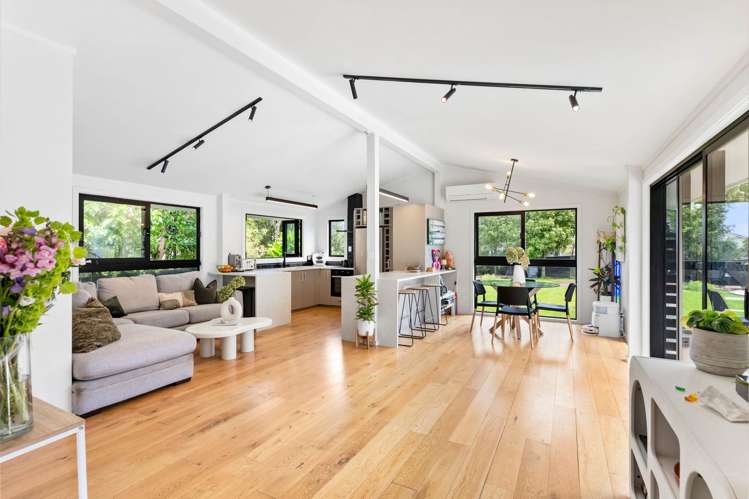 1A Cliff Road Torbay_8