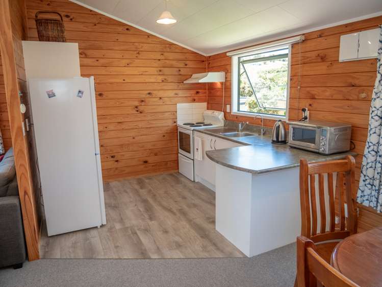 21 Hibiscus Avenue Cable Bay_6