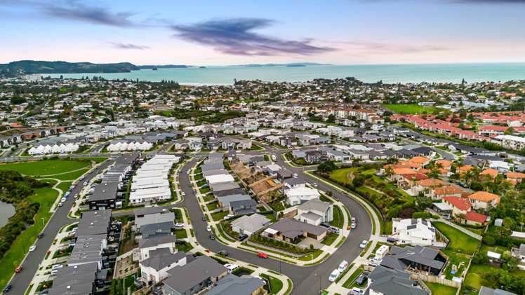34 Symes Drive Red Beach_30