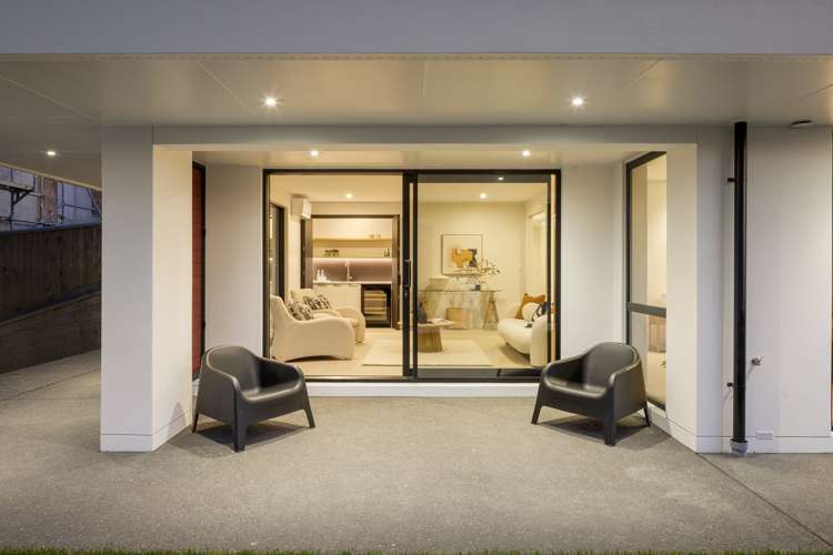 123 Lakes Boulevard Pyes Pa_29