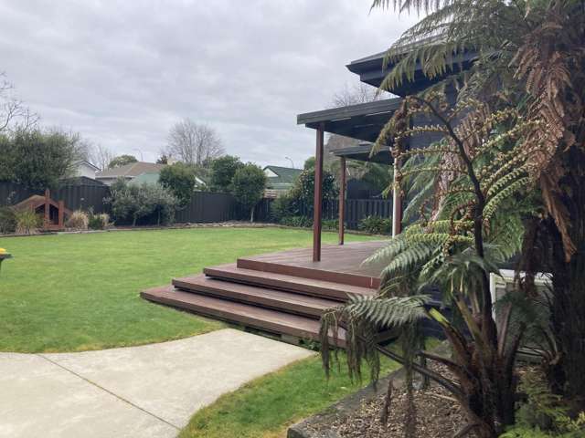 6 Ranfurly Avenue 10458_1