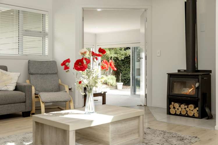 29 Chesham Avenue Waipahihi_9