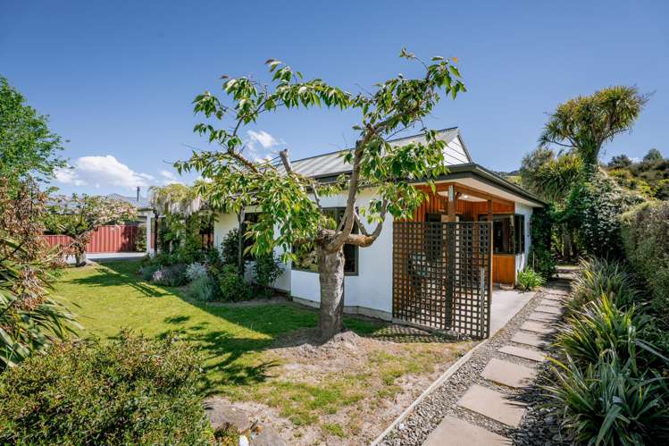 85 Lagoon Avenue Albert Town_26