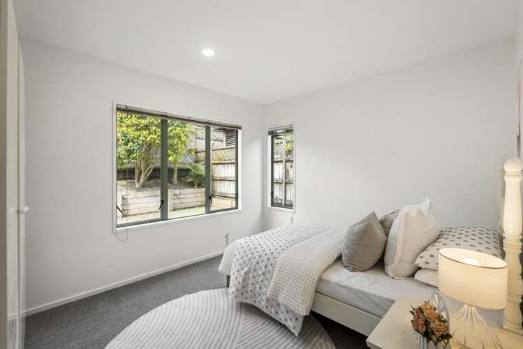8B Stoneleigh Court Sunnynook_14
