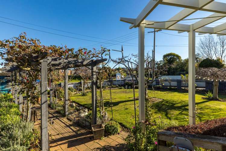 9 Goulter Street Seddon_23