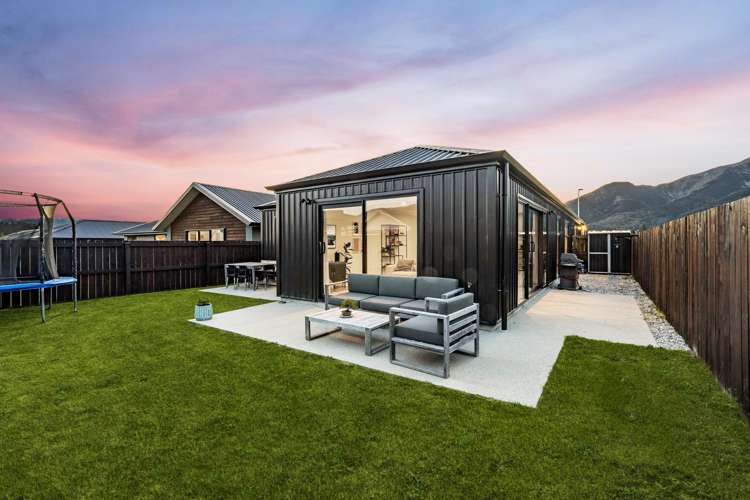 9 Caton Street Lake Hawea_1