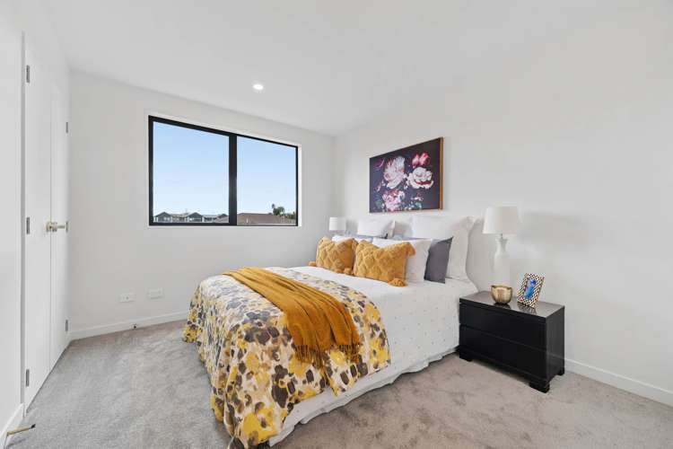 8/12 Yeovil Road Te Atatu Peninsula_10