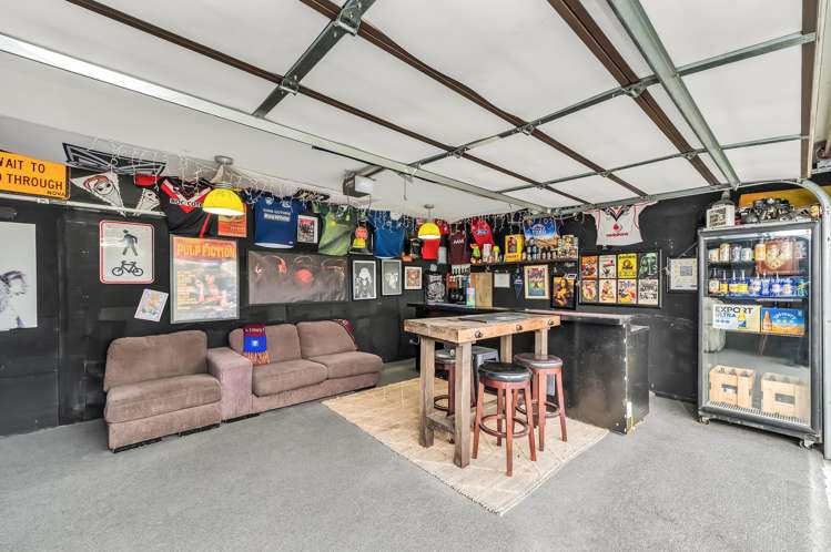 244 Southfield Drive Lincoln_23