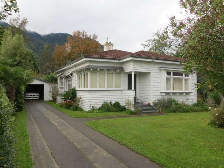 2 Farmer Street Te Aroha_2