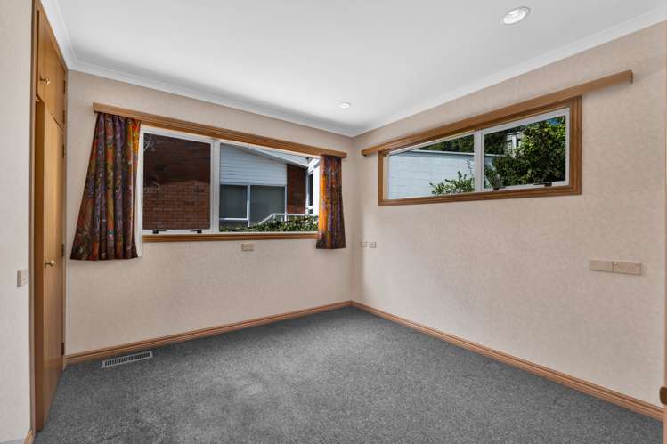 64 Waiwaka Terrace Strandon_14