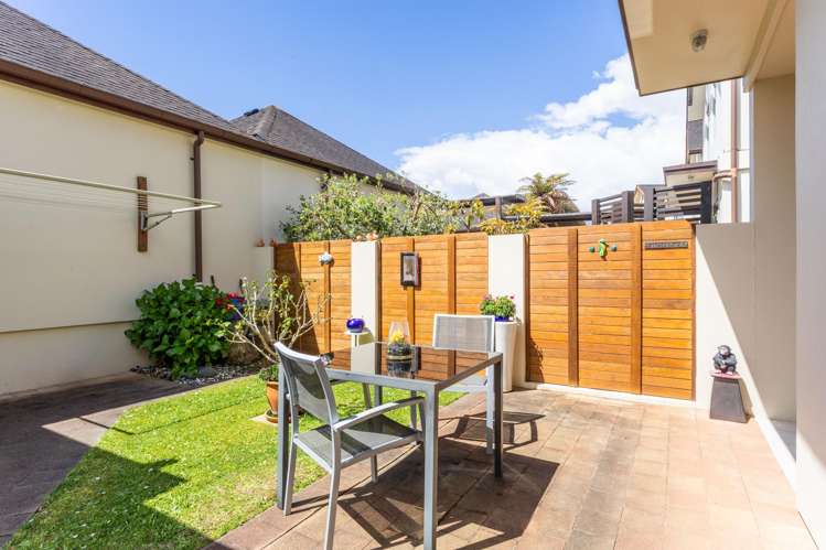 268 Alec Craig Way Gulf Harbour_35