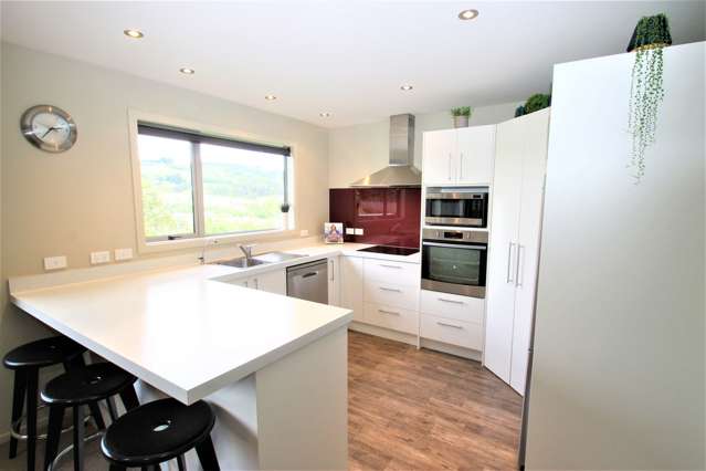 9 Thomson Street Green Island_2