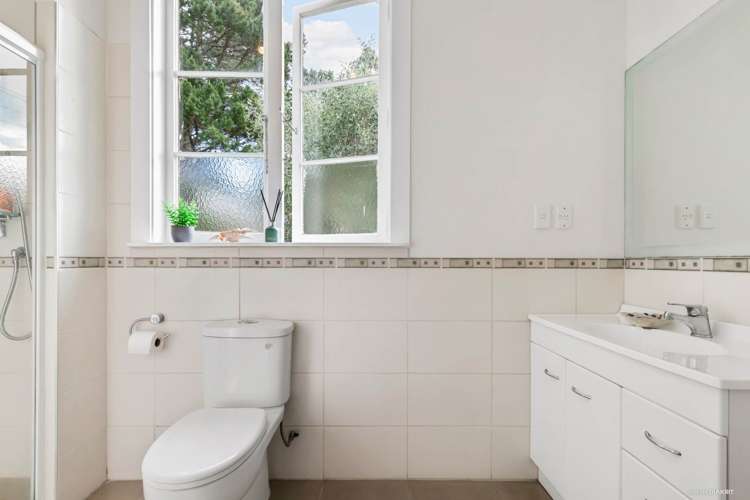 3 Beaver Road East Bombay_9