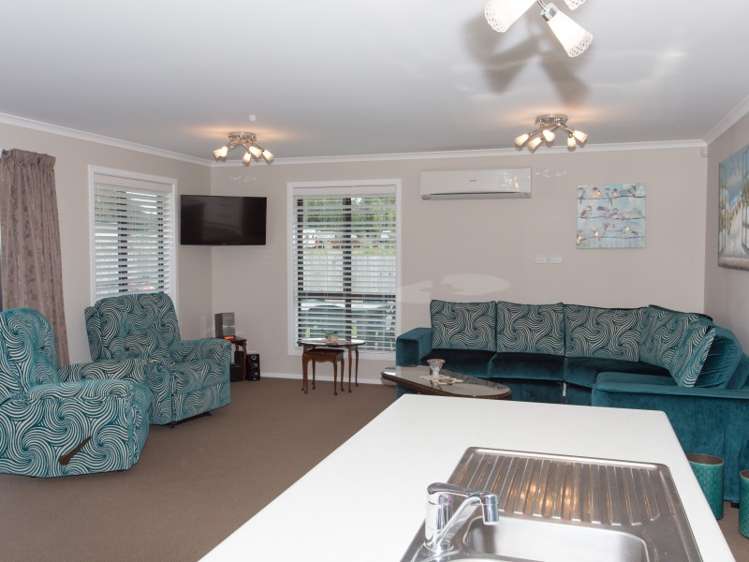 23 Sherwood Place Springvale_6