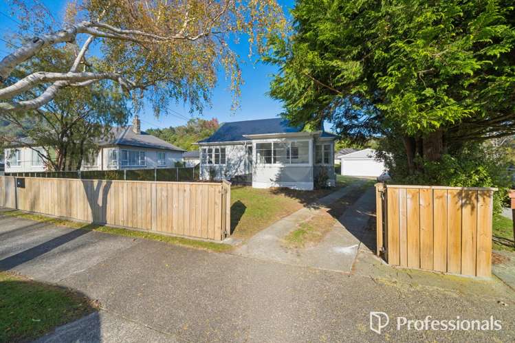 88 Waddington Drive Naenae_0
