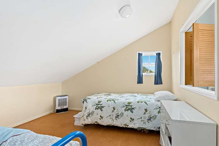 8 Harbour View Road Point Wells_16