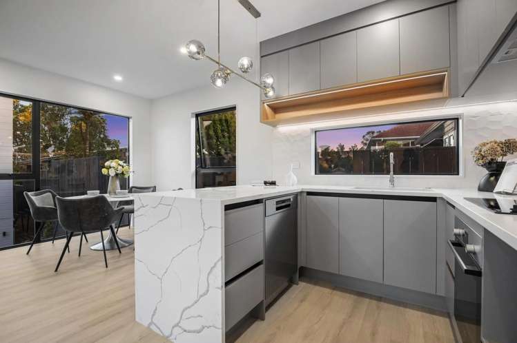 1-10/10 Boyd Avenue Royal Oak_4