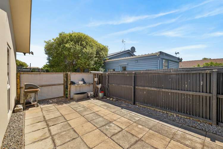 319 Estuary Road South New Brighton_22