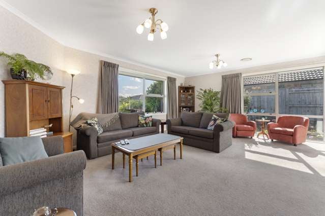 4 Medallion Court Kelvin Grove_1