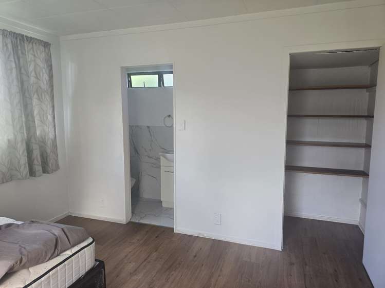 4 Braeburn Place Takanini_16