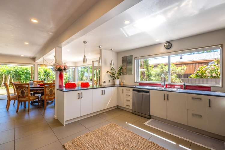 74 Hauraki Road Oneroa_15
