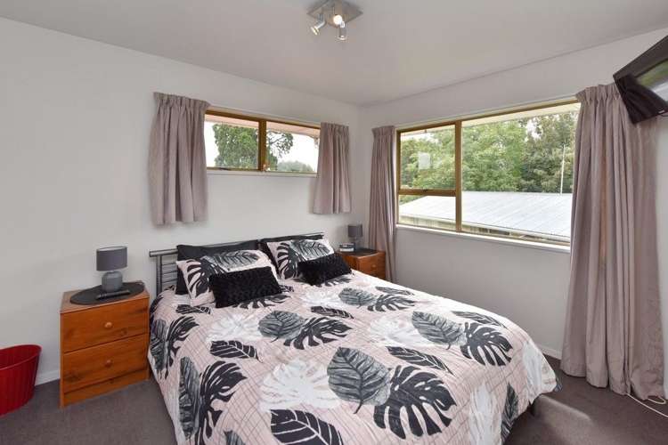 2 Springmead Place Hornby_14