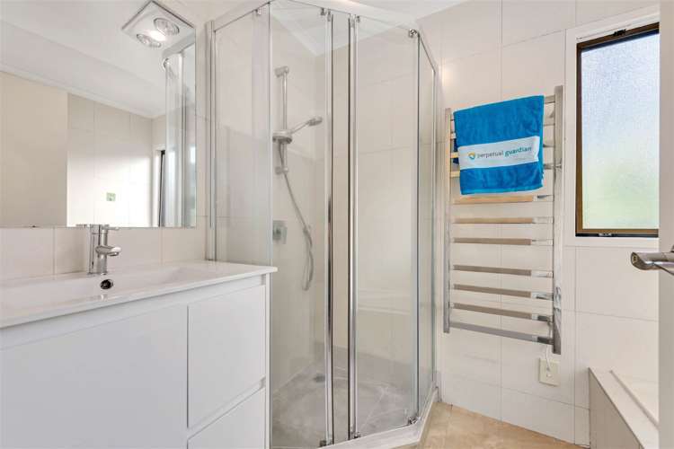 2 Wilkie Place Mount Wellington_13