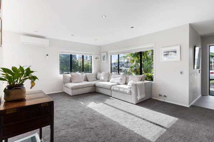 17 Burns Avenue Takapuna_4