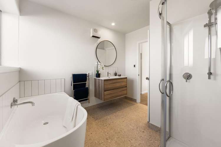 1/303 Burwood Road Burwood_15