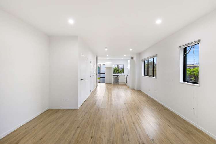 4 Eileen Newey Place Henderson_4