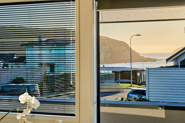2 Toms Road Titahi Bay_3