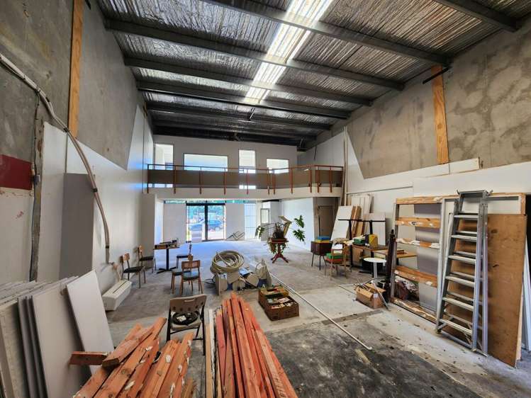 2/1008 Ferry Road Ferrymead_4