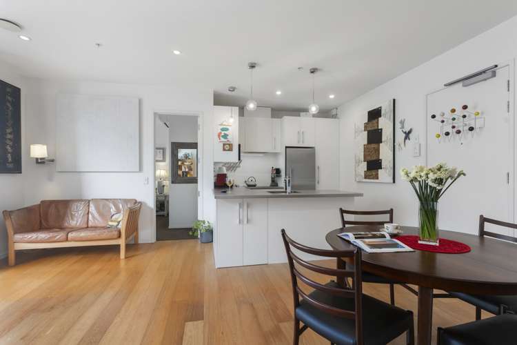 204/64 Surrey Crescent Grey Lynn_6