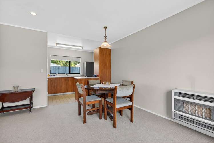 13C Gibbs Crescent Wainuiomata_8