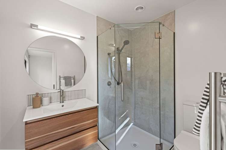 138 Barrington Street Somerfield_14