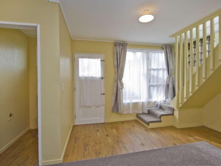 37 Fraser Street Wainuiomata_11