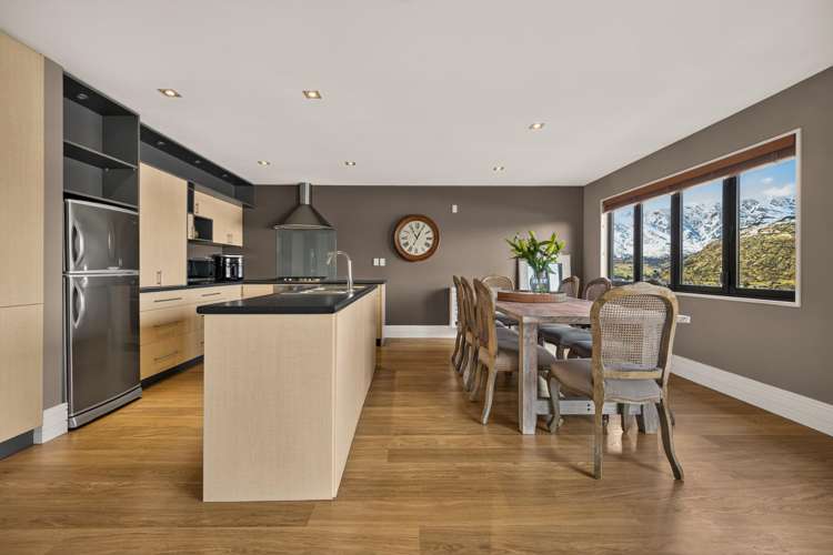 105 Goldfield Heights Queenstown_4